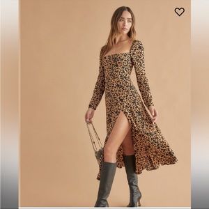 Reformation Size 8P Long Sleeve Dress